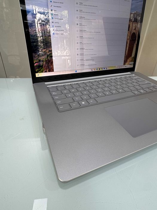 Microsoft Surface Laptop 4 de 15” TouchScreen  Intel Core i7 | 16 GB RAM | SSD 256GB GRADE A