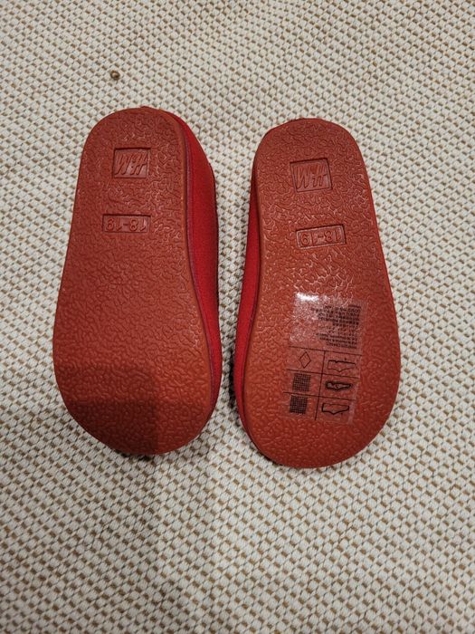 Buciki niechodki r. 18-19 HM