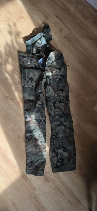 Spodnie nowe goratex wz Mon