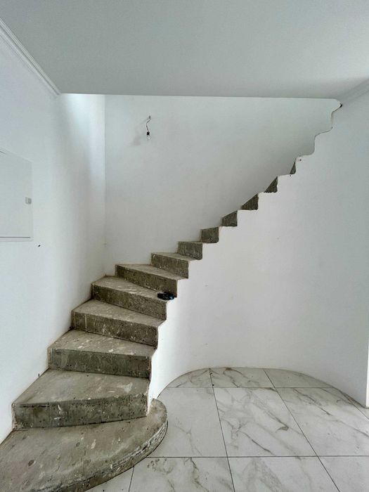 Готовий таунхаус з частковим ремонтом в місті Ірпінь, район Стоянка.