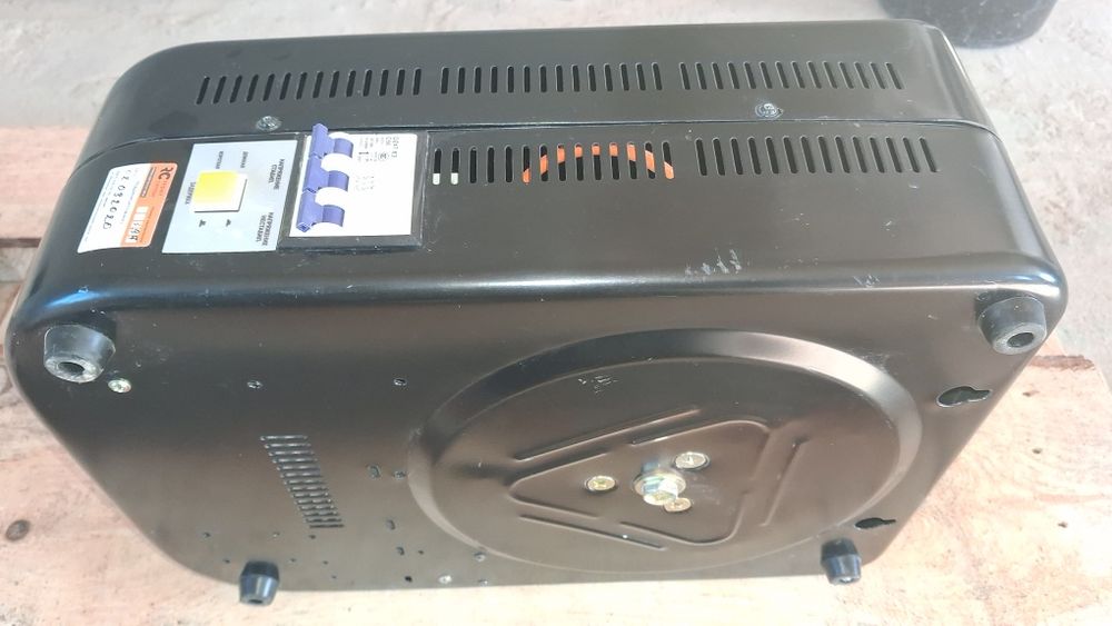 Стабілізатор напруги ewr 10000