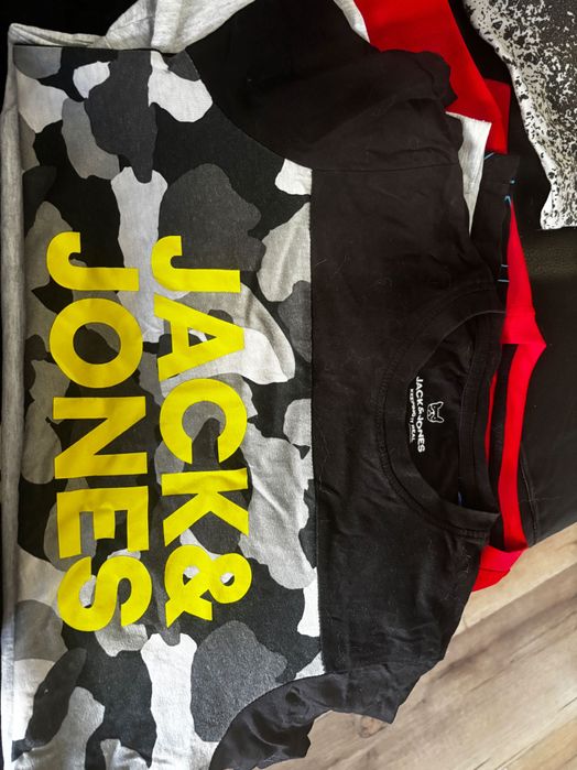 Ubrania dla chłopca 146-153