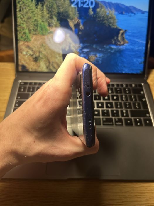 Продам Poco M3 4/64