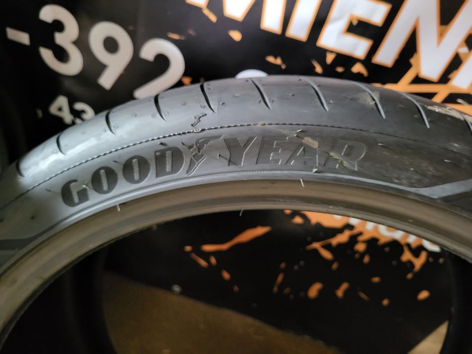 Opony letnie 305/30/21 Goodyear