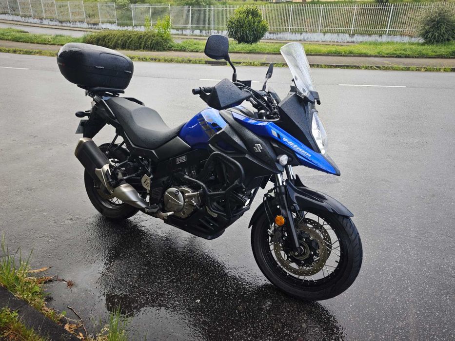 Suzuki V-Strom 650 XT