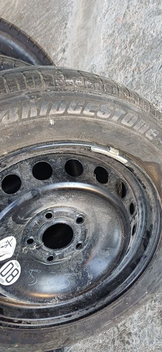3 Pneus para Carro Novos