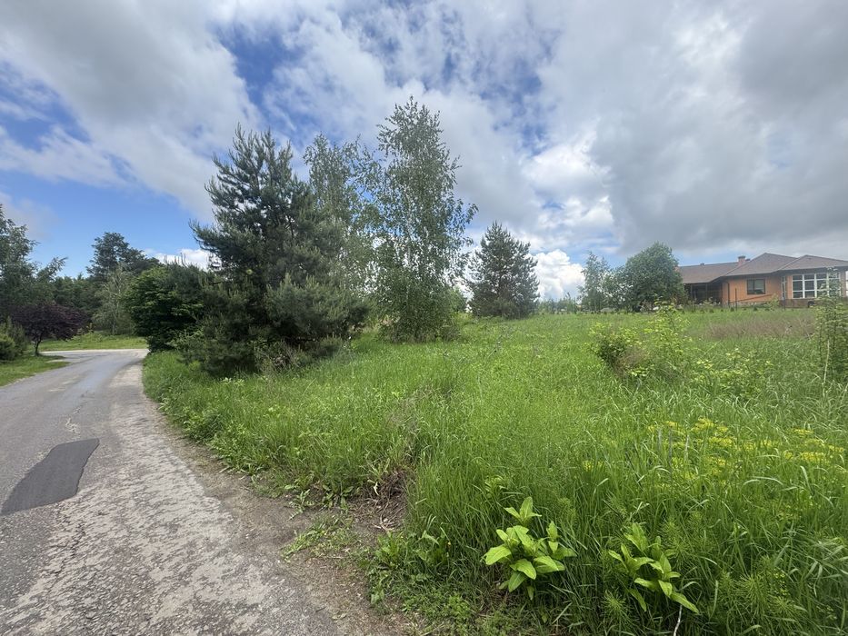 Ділянка під житлову забудову. Без комісіі!