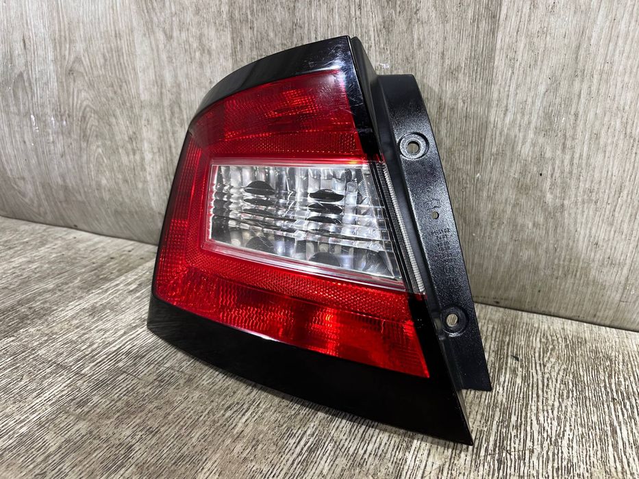 Фонарь Стоп задний левый Skoda Fabia 3 Хетчбек ( 2018 - 2021 г. ) 6V6945095 !!!