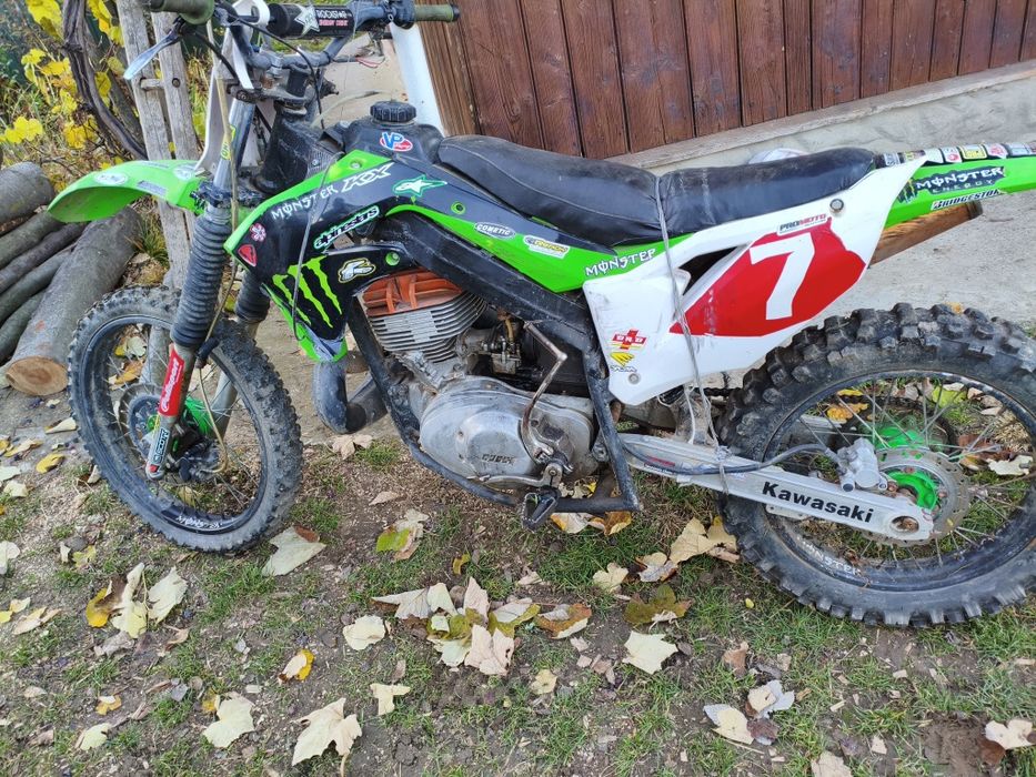 Мотоцикл пітбайк 350 кубів