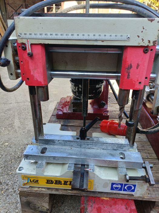 Máquina de Furar 2 brocas