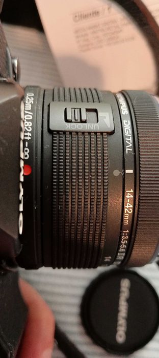 Olympus OM-D E-m10 mark II, muito pouco usada