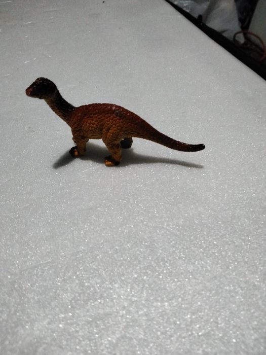 Динозавры набор.