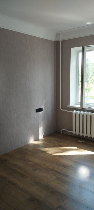 Поклейка шпалер,малярні роботи