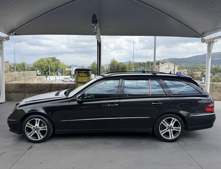 Mercedes-Benz E 320 — fotografia 3
