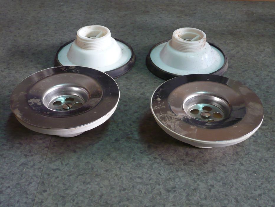 Par de ralos para lava loiças, bases de duche ou banheiras