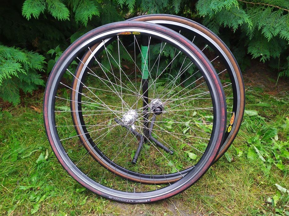 Koła szosowe Shimano DURA-ACE FH/HB-7700  DtSwiss OPIS Polecam