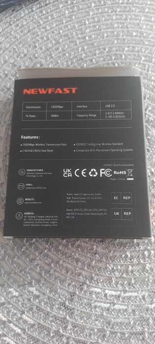 Nowy, zapakowany Adapter