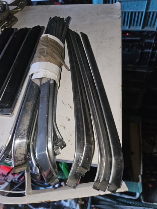 Liswty slupka c fiat 125p