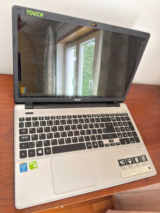Portatil Acer Aspire V15-V3 p/Peças - Nao Liga