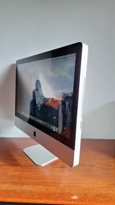 Apple iMac A1311 21.5"- Intel E7600 3.06GHz- 8GB Ram- SSD 240GB