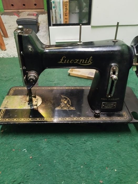 Sprzedam dwie maszyny do szycia