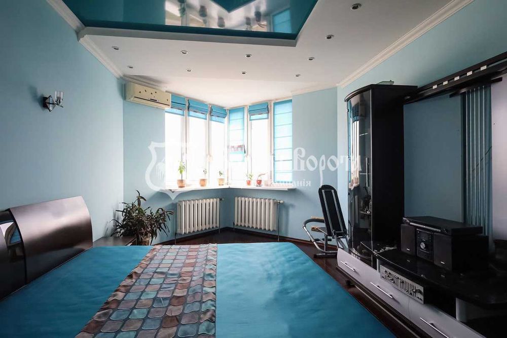 Квартира, 4к. Євроремонт. Срібнокільська, 1, Позняки Дарницький район
