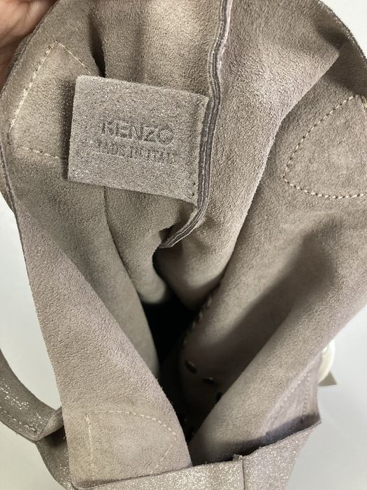 Mala Kenzo 100% pele prateada brilhante