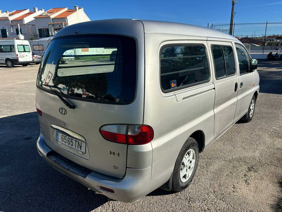 HYUNDAI H1 2.5 DIESEL 100cv - 6 LUGARES - 2002-05