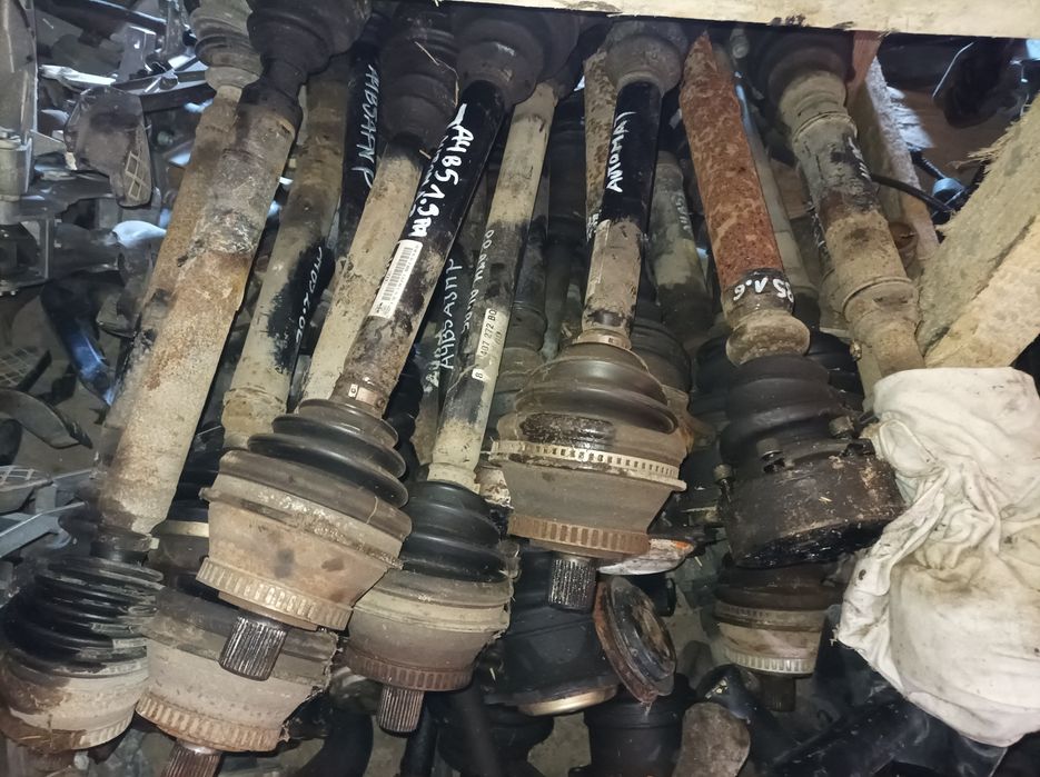 Audi 80 b4 a4 b5 a6 c5 wał napędowy półosie