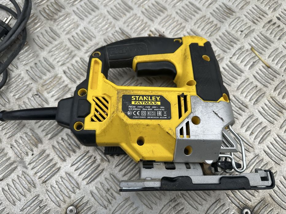 Лобзік Stanley Fat Max