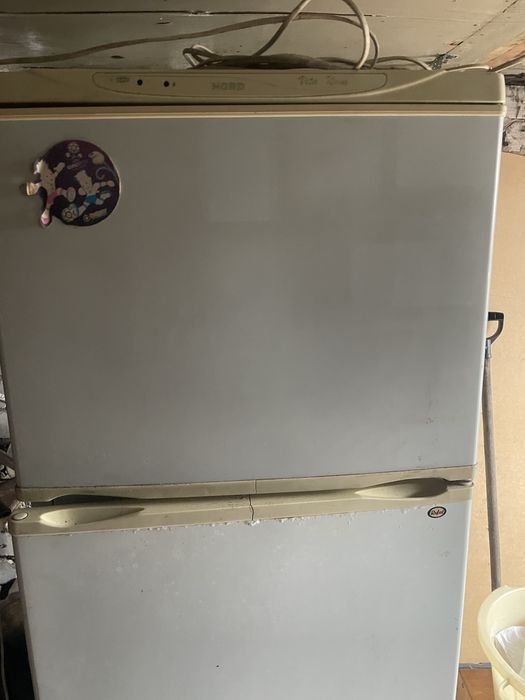 Холодильник продам