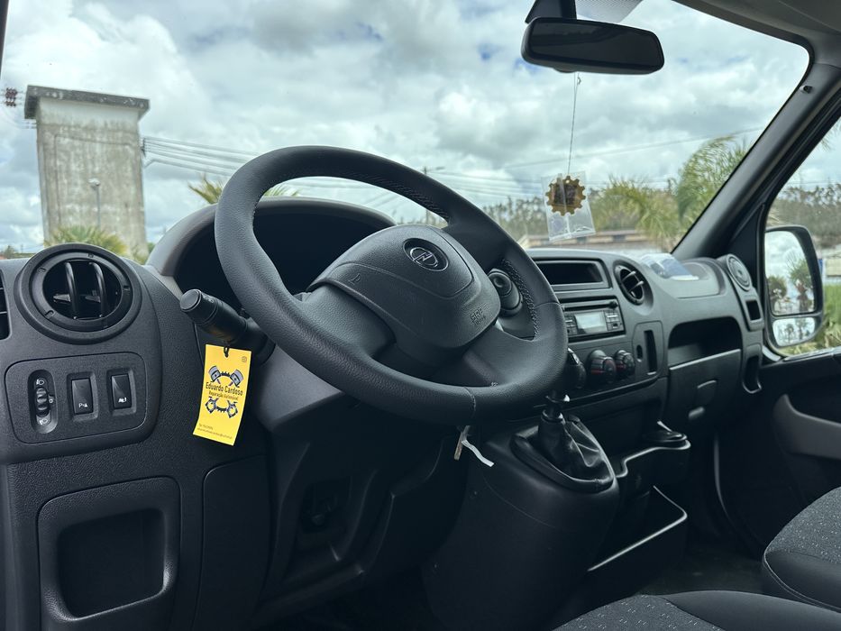 Opel Movano com km pouco