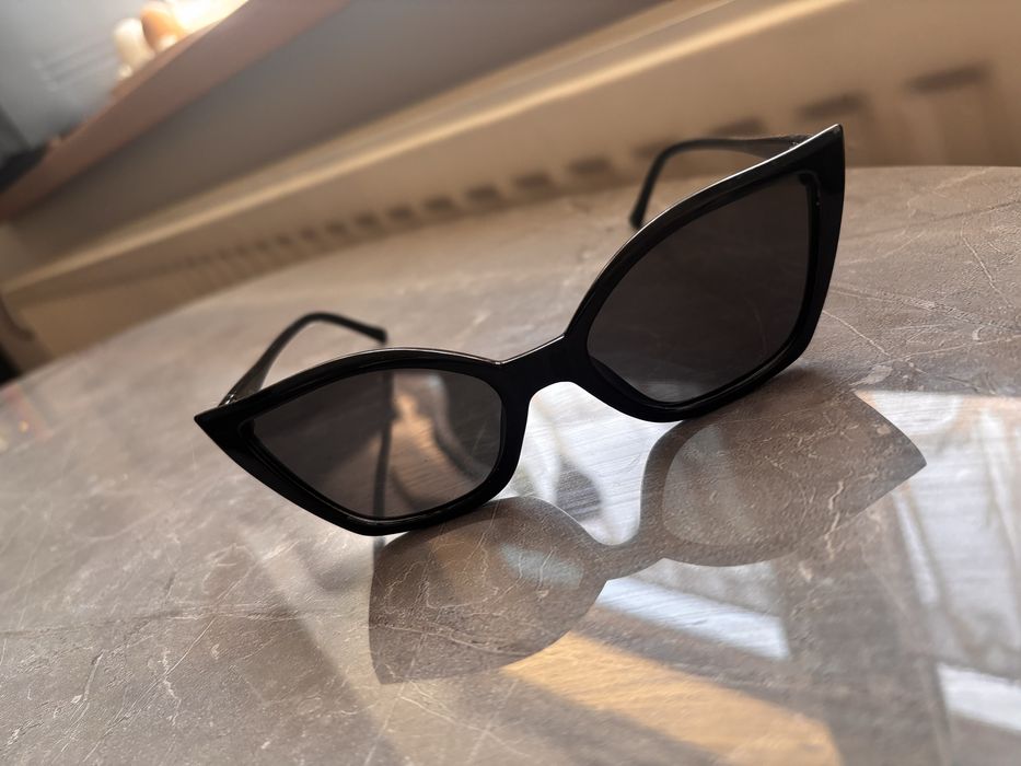 Okulary przeciwsłoneczne Sinsay kocie oczy