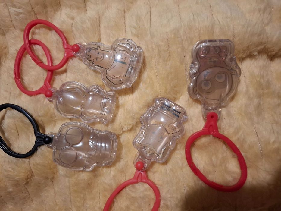 Vendo porta chaves antigos