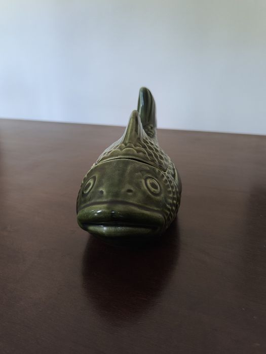 Loiça em formato de peixe
