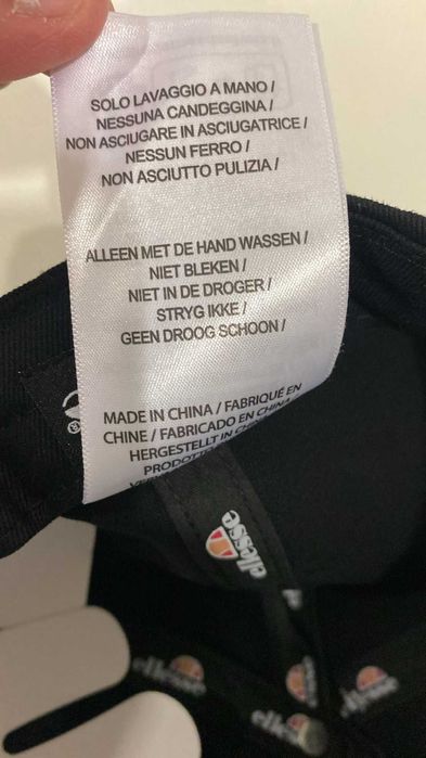 Boné Ellesse Notre Cor Preto Tamanho Único