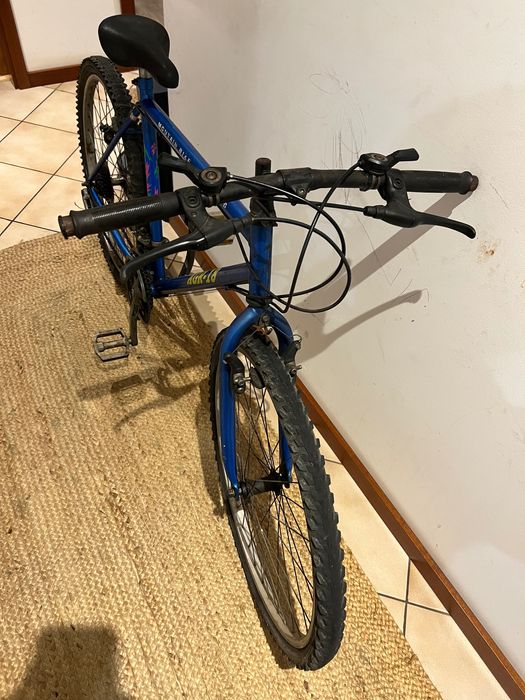 Bicicleta usada para venda