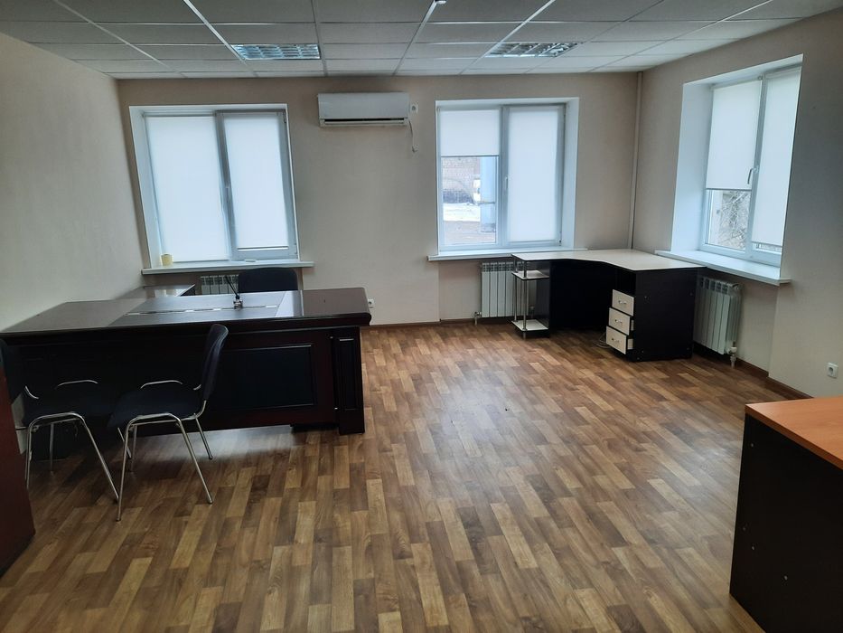 Сдам б/к свой  офис 27м2 в  ОЦ Бостон, В.Дубинина,8,Гагарина,Казакова