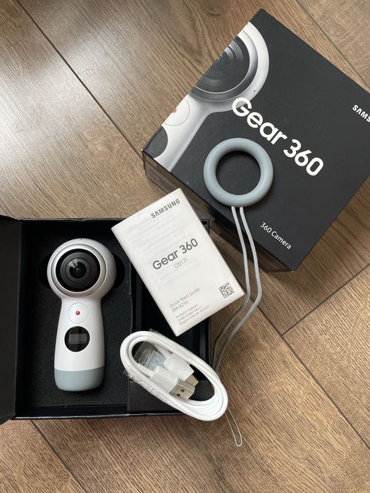Samsung Gear 360 (2017) Камера 360° для зйомки фото й відео
