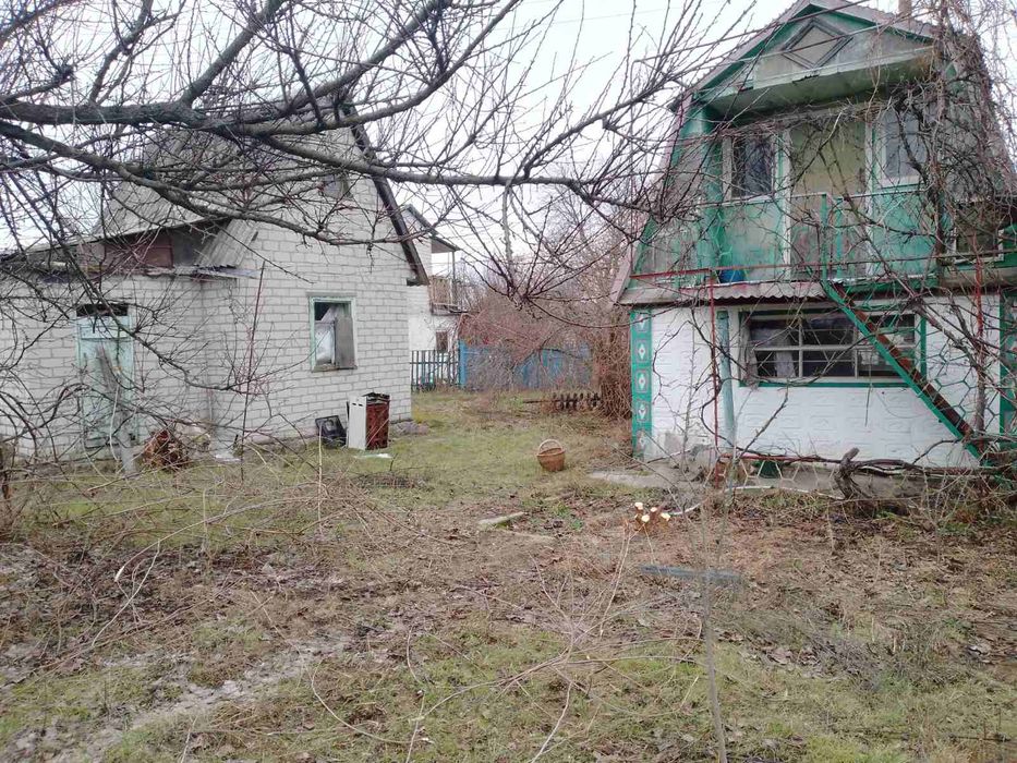 Продається дві дачі поряд стоящії за ціною однієї