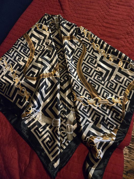 Chusta damska wiosenna.