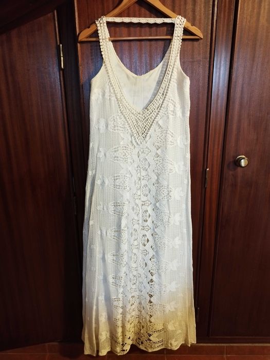 Vestido comprido rendado