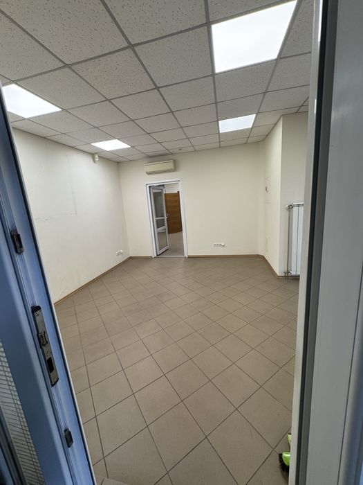 Здам в оренду комерційне приміщення (76 кв.м)