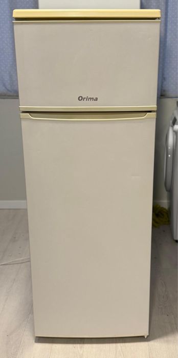 Frigorífico Orima com Congelador – A Funcionar Perfeitamente