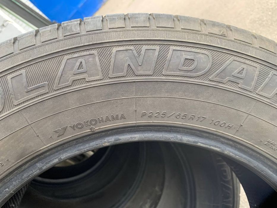 225/65 R17 YOKOHAMA