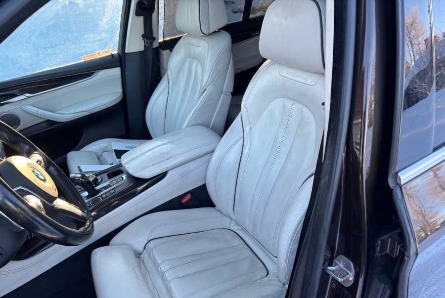 У продажі авто з ЄС BMW X5 M50D 2015 року