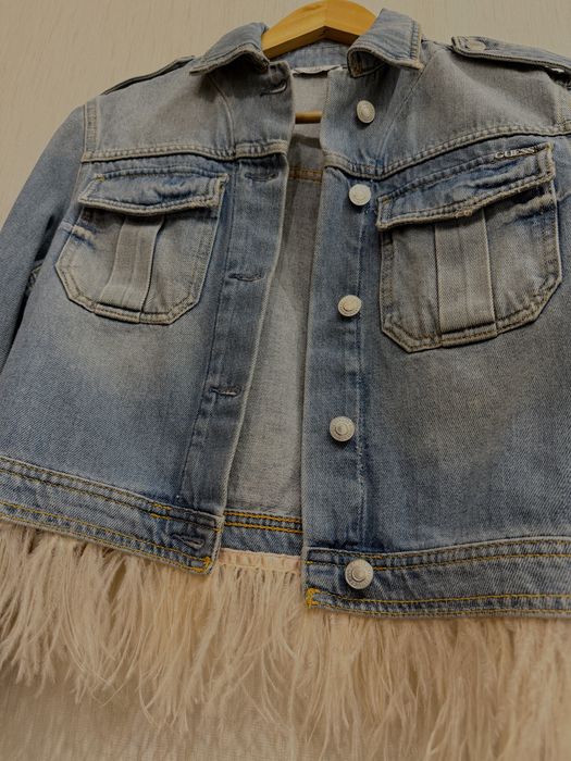 НОВА куртка бренду Guess з біркою