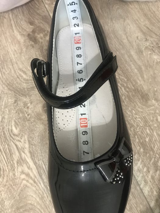 Туфлі для дівчинки