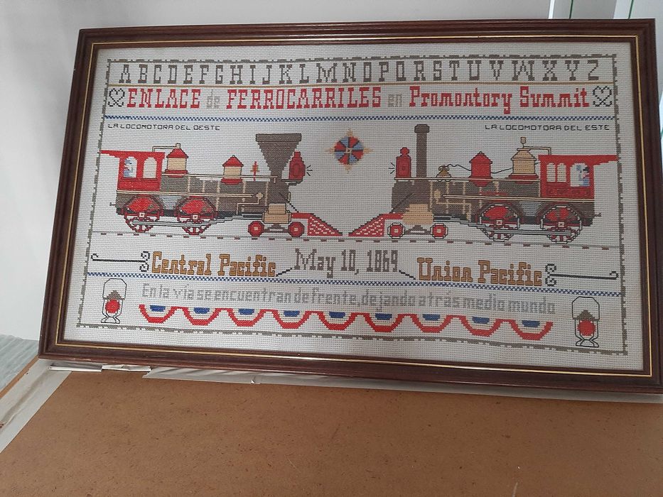 quadro bordado a ponto cruz feito a mao