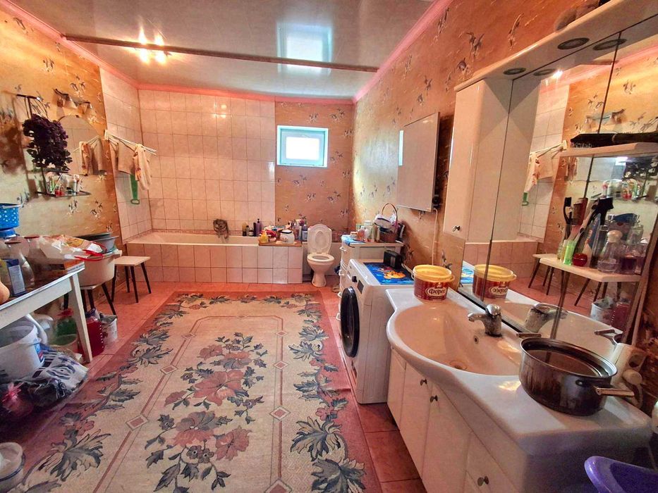 Продаю просторий будинок в Мішково-Погорєлове